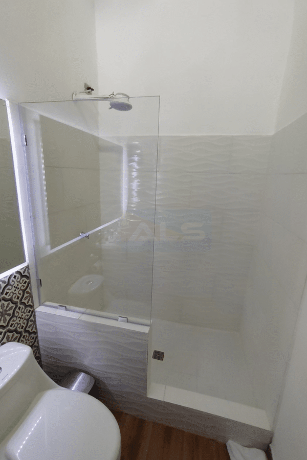 mampara-divisoria-ducha-vidrieria-aluminios-del-sur-5