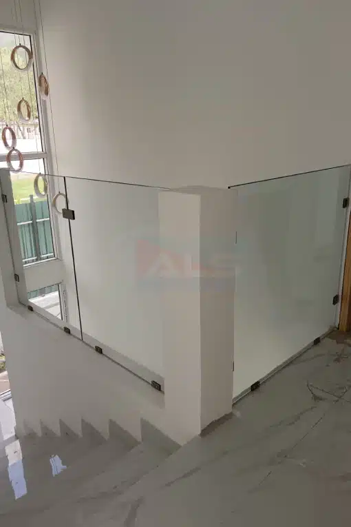 barandal-vidrio-escalera-vidrieria-aluminios-del-sur-1