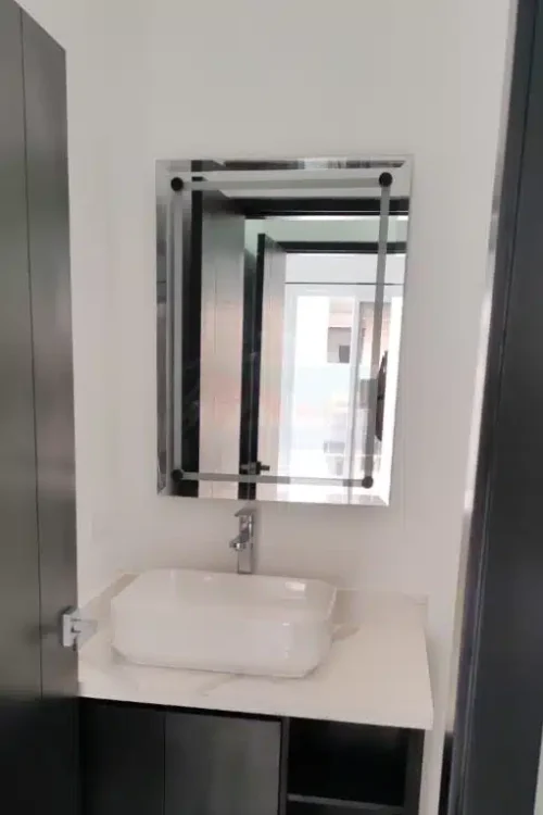 Espejo con Botones y Línea de Arenado