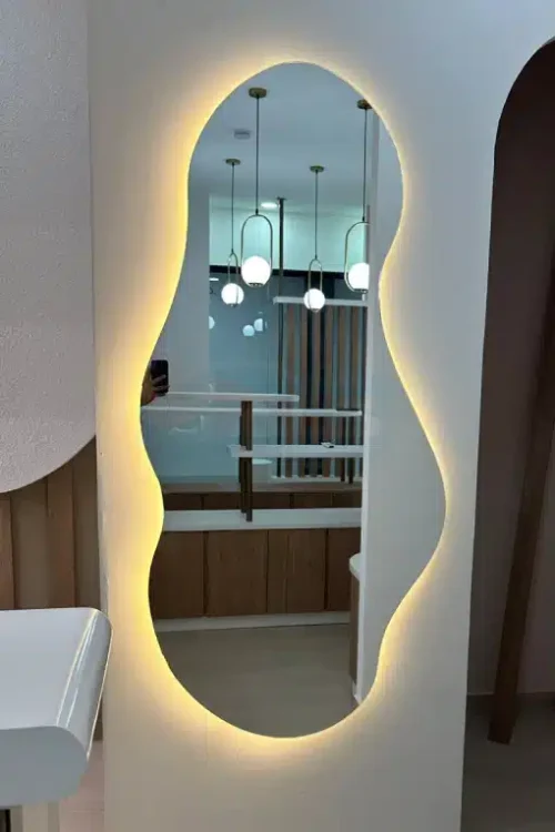 Espejo Irregular de Cuerpo Completo