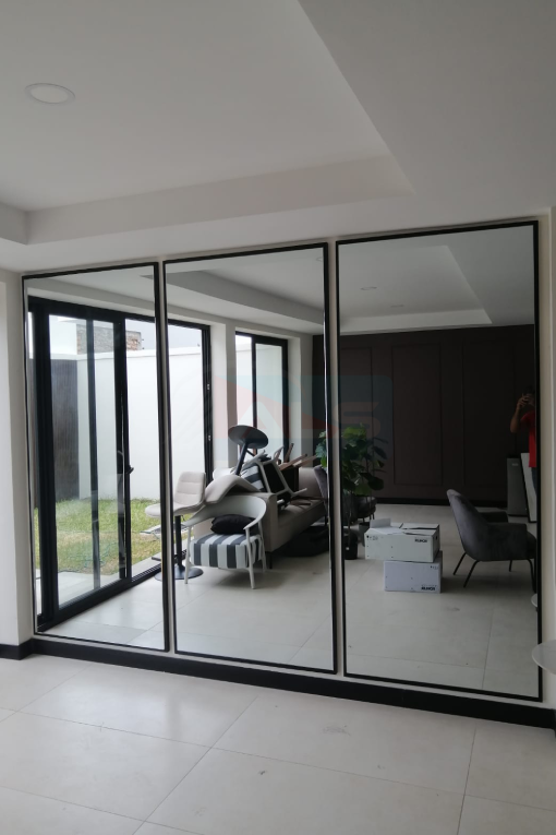 espejos-grandes-marco-rectangular-negro-vidrieria-aluminios-del-sur